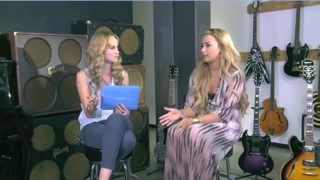 Demi Lovato Acuvue Live Chat - May 16_ 2012 038955 - Demi - Acuvue Live Chat - May 16 2012 Part o79