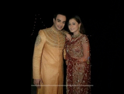 00_00_19 - sara khan 7