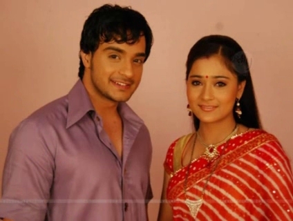 00_02_55 - sara khan 7