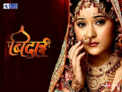 00_04_39 - sara khan 7