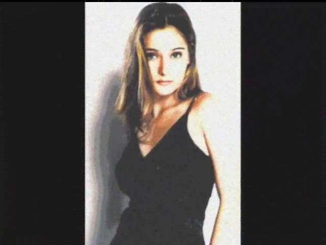 00_00_49 - sara khan 7