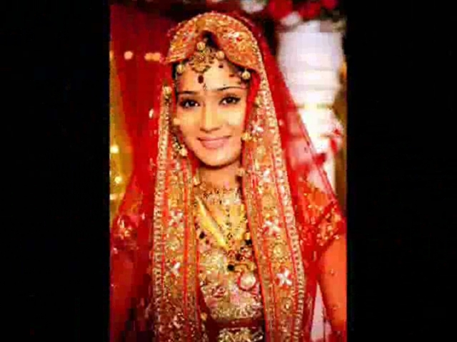 00_04_00 - sara khan 7