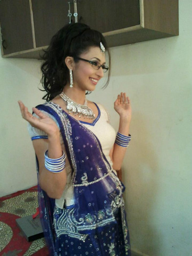 1 (24) - BMTD - Divyanka Tripathi - Picture Gallery