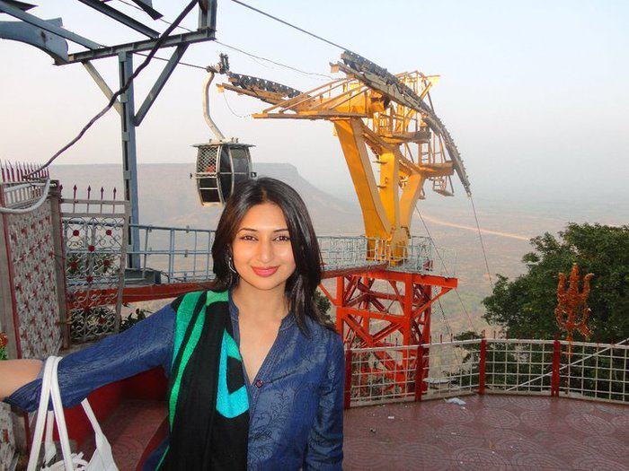 4 (7) - BMTD - Divyanka Tripathi - Picture Gallery