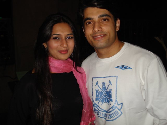 4 (17) - BMTD - Divyanka Tripathi - Picture Gallery