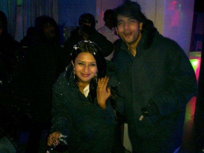 4 (24) - BMTD - Divyanka Tripathi - Picture Gallery