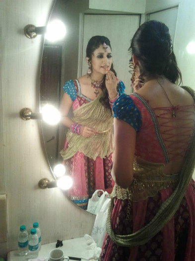 5 (10) - BMTD - Divyanka Tripathi - Picture Gallery