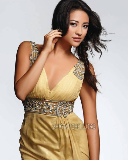 ♥Shay Mitchell♥