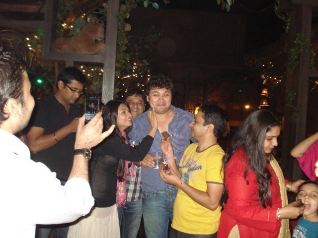 8 (10) - BMTD - Divyanka Tripathi - Picture Gallery