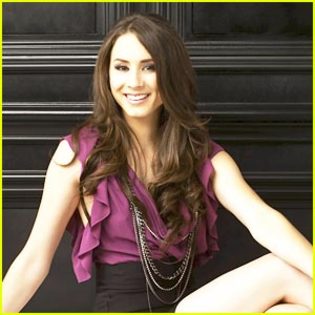 ♥Troian Bellisario♥