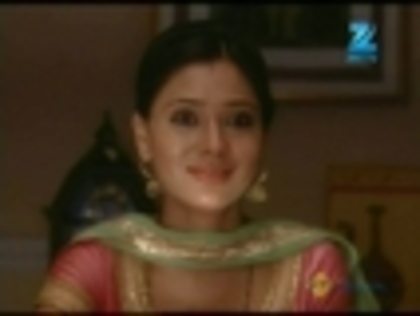 rammilayej-841430109631 - sara khan 7
