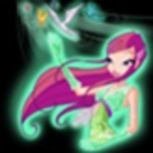 82px-185,719,0,533-Roxy_power_of_animals_by_fantazyme - Winx Roxy