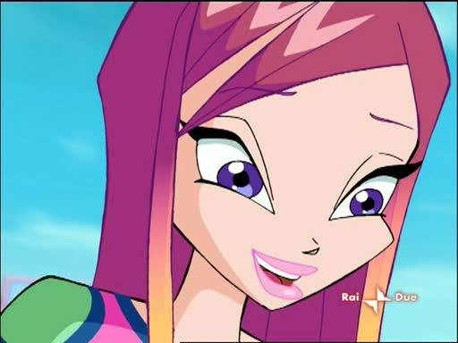 105 - Winx Roxy