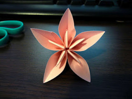 18 - Cum sa faci o floare origami