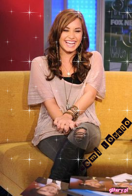 Cat ati fost plecati i.am gasit familia lu` Lucke !!