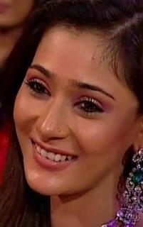 547124_288128417946383_100002476828719_623468_915199861_n - sara khan 7