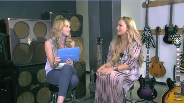 Demi Lovato Acuvue Live Chat - May 16_ 2012 051815