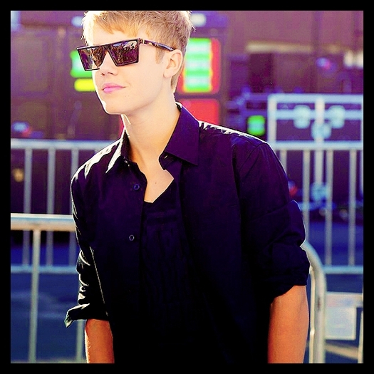 [isi indrepta privirea catre Jasmine] Sigur ca da, JaZz`! De ce intrebi asta?