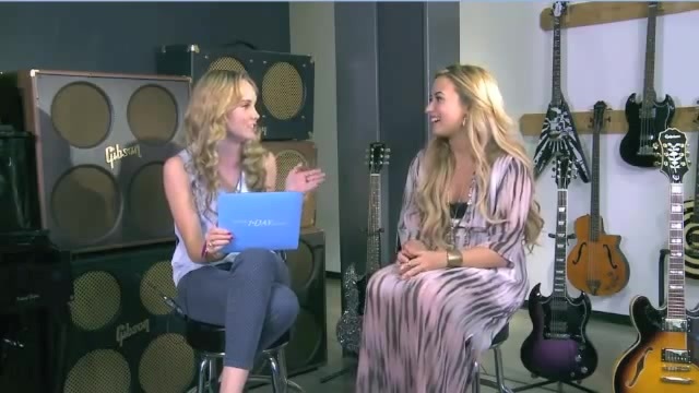 Demi Lovato Acuvue Live Chat - May 16_ 2012 057469
