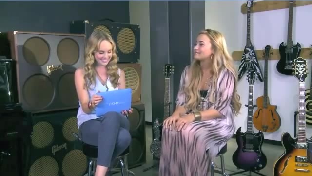 Demi Lovato Acuvue Live Chat - May 16_ 2012 059871 - Demi - Acuvue Live Chat - May 16 2012 Part 127