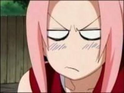 Sakura iritata de intrebarea lui Sasuke