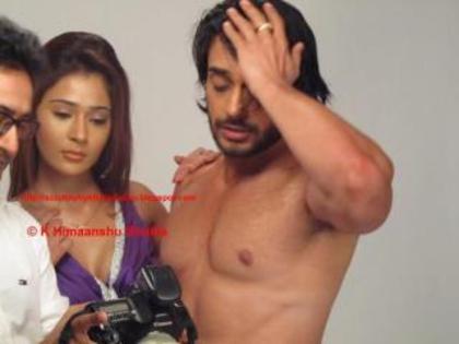 149490_290935044332387_1251376346_n - sara khan 7