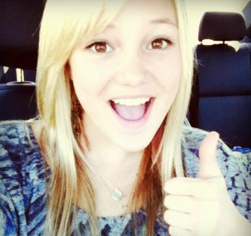 tumblr_m396t2bSDY1ruxmfvo1_500_001 - Olivia - Holt