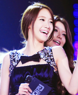 tumblr_lxt92tlIM81qzl0juo7_250 - Yoona x