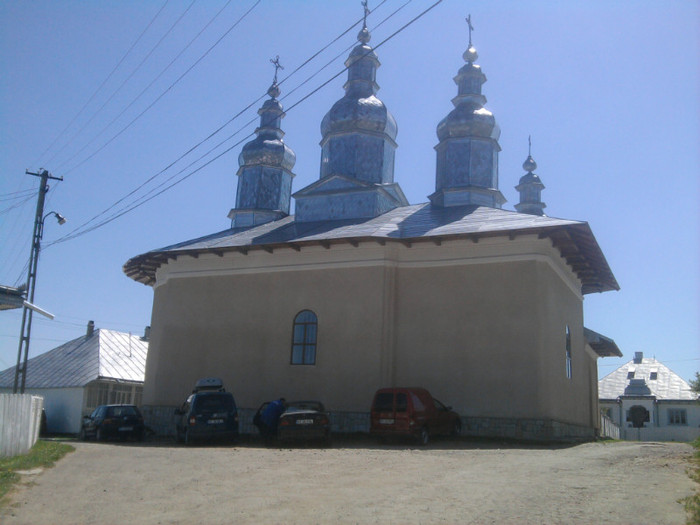 Biserica construita de Veronica Micles - Lacu Rosu-Bicaz-Mai 2012