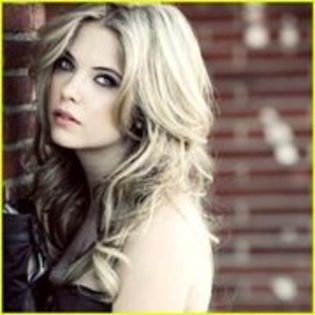 33878440_XUKNSSWEC - Ashley Benson