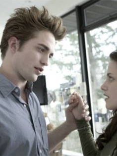 twilight-saga-eclipse3-225x300