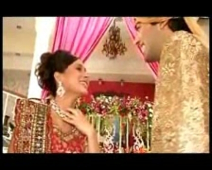 00_04_49 - Sadhna of Bidaai marrying Ranbeer
