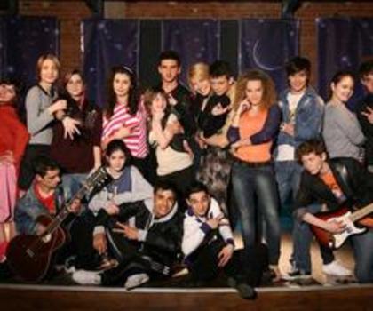 401585_333674149977764_333037726708073_1371608_25141315_n_thumb