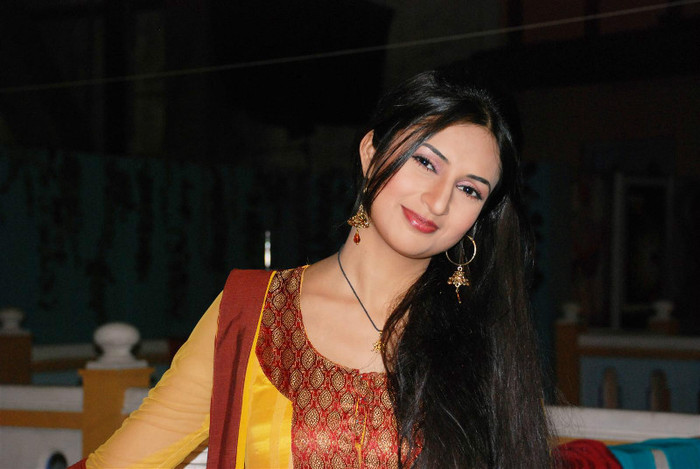 1 (26) - BMTD - Divyanka Tripathi - Picture Gallery