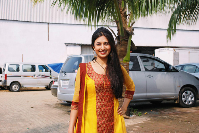 1 (36) - BMTD - Divyanka Tripathi - Picture Gallery