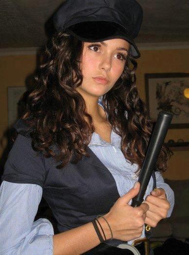 74786_336458153086799_100001678522199_915887_2089210949_n - the vampire diaries