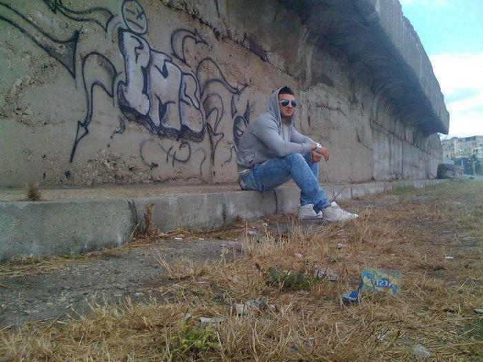 423562_123282807801128_1960323175_n