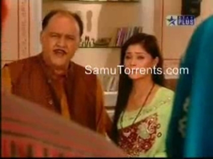 00_02_00 - sara khan 8