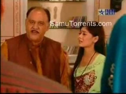00_02_15 - sara khan 8