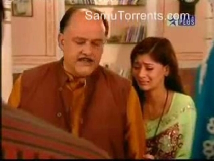 00_04_24 - sara khan 8