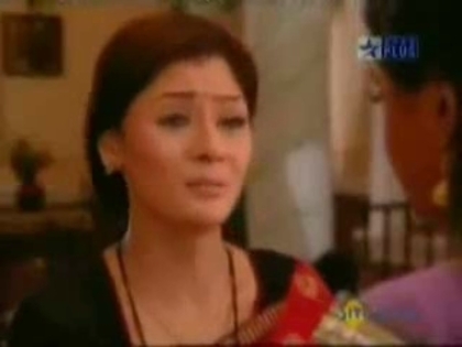 00_00_12 - sara khan 8