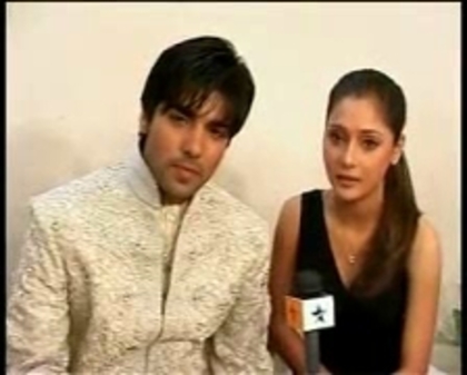 00_05_53 - sara khan 8