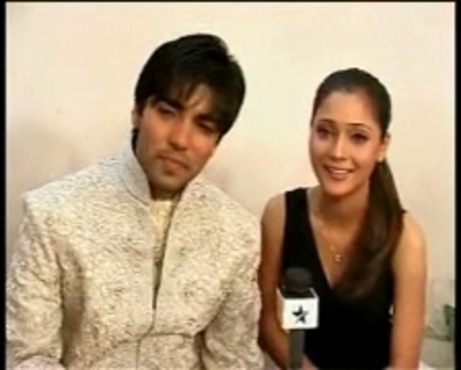 00_06_00 - sara khan 8