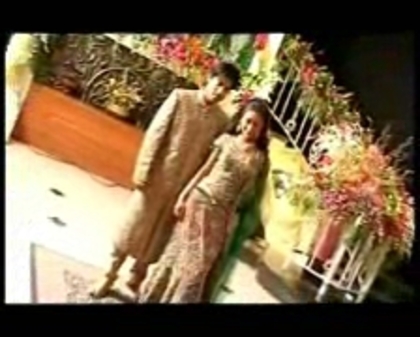 00_08_19 - sara khan 8