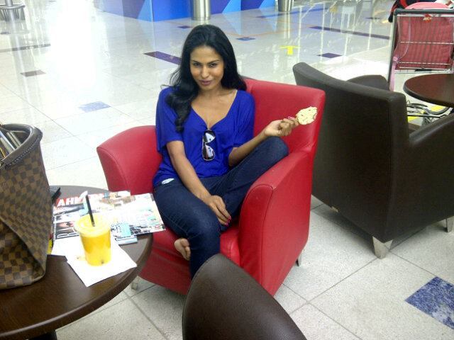  - Poze rare veena malik