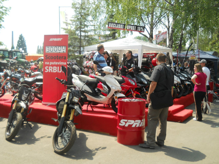 DSCN4283 - Expozitie Novi Sad 2012