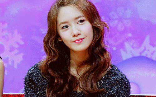 521914_10151604301590508_328376675507_24252492_466705597_n_large - Yoona x