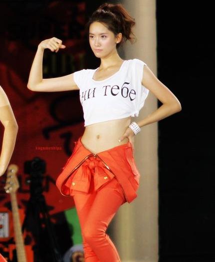 548185_283581155060066_273771959374319_634495_601249717_n_large - Yoona x