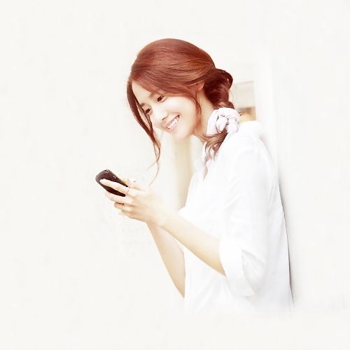 1900343_1313745590490.11res_500_500 - Yoona x