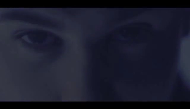 # MAMA CE E AICI ?? - x_-O07 Noaptea Cristalelor-SF